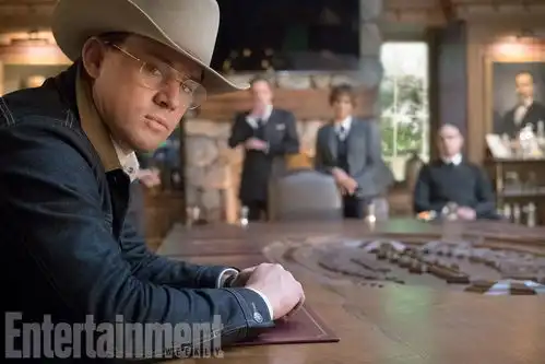 王牌特工2首曝剧照蛋蛋骚气逼人
