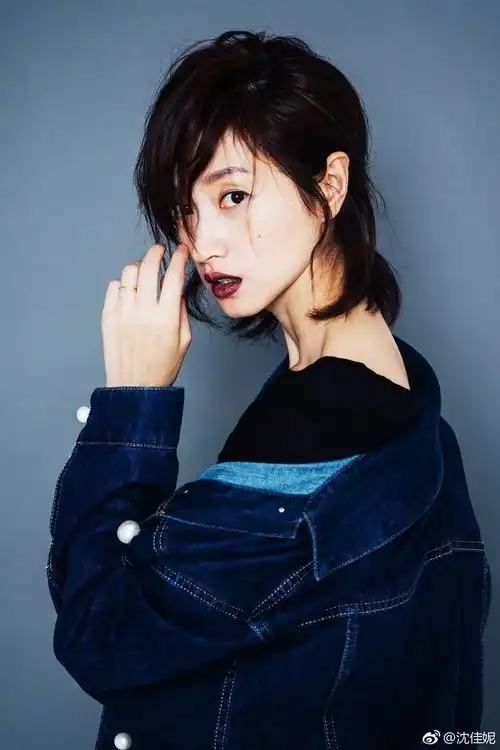 宠妻狂魔朱亚文,结婚5年不让老婆化妆,原因让人深思