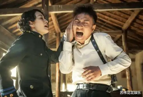 文章的背景相当强大,向太是他的姑姑,李连杰是他的干爹
