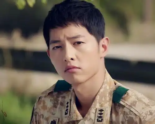 浅谈一下韩国演员宋仲基,他到底是个什么样的人