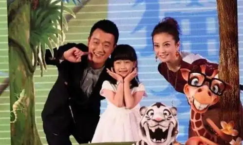 赵薇的女儿因长得太好看,被全网禁止整容,如今美到不敢认
