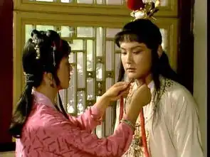 闫红说职场红人袭人的过人之处到底在哪里