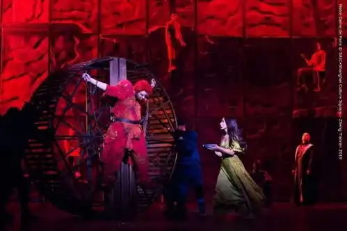 三部原版高分法语音乐剧重磅来袭深圳保利剧院因乐聚保法保系列演出再现经典