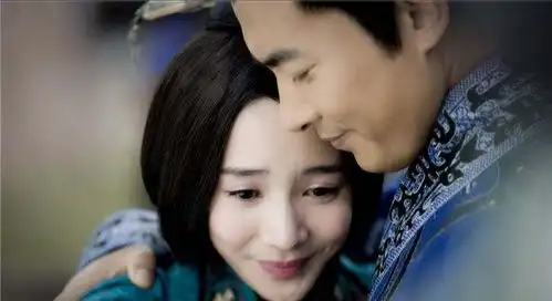 十年过去了,曾经的爆剧甄嬛传里,那些不起眼的配角们怎样了