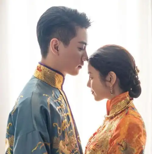 陈晓34岁生日,陈妍希送祝福曝光老公素颜,让人羡慕的恩爱小夫妻