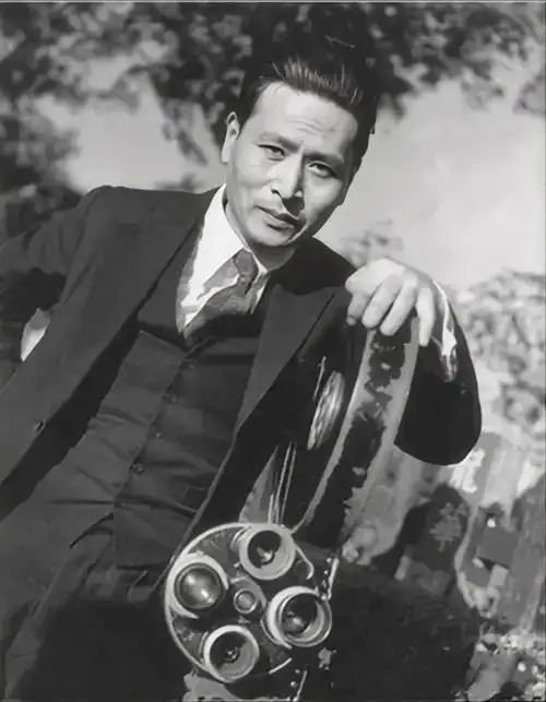 追光者吴印咸他的镜头捕捉20世纪中国变迁
