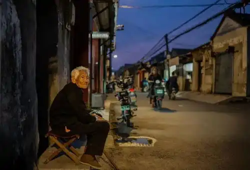 月度摄影冠军就是他看看你是什么水平
