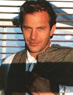 真西西里的美丽传说卡拉布吕尼,法国最时尚第一夫人