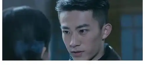 勇敢的心2欧阳公瑾不该死,他是剧中的明线,反衬佟家儒的懦弱