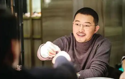 演员临时跑路,无奈找个较为符合角色的人救场,竟意外成就经典