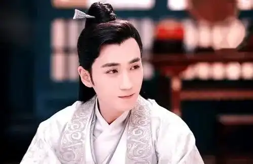 老实巴交的朱一龙,鸟悄地刷爆了时代欠他的流量
