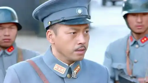 左手劈刀乔副官劝少帅以自身安危为重,少帅命令放人