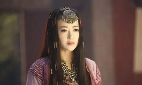 古装角色代言人陈紫涵,本应该很火的,由于运气不佳却火不起来