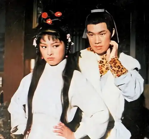 张学友并非谁是大英雄原唱76版射雕主题曲是最早版本