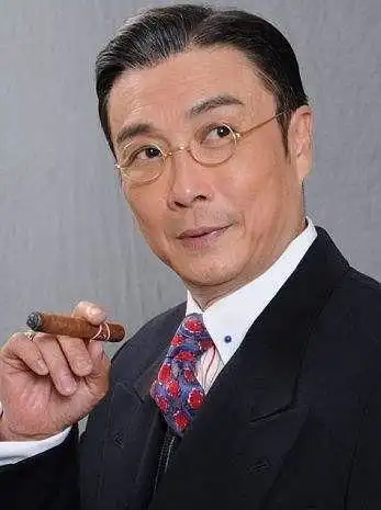最近在看tvb名媛望族珠光宝气,希望大陆也...
