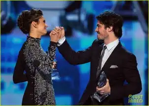 吸血鬼日记宣布将完结前女主角或回归
