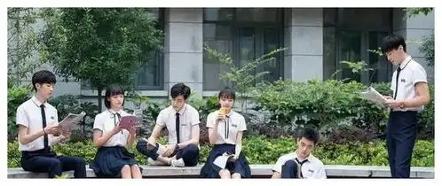 仔细看时光与你都很甜,男女主都曾出演快把我哥带走
