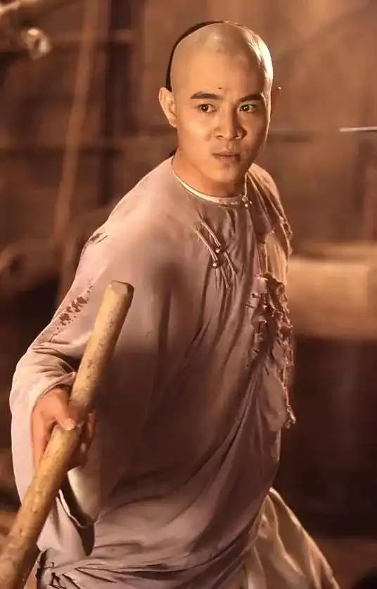 62岁李连杰公布病情
