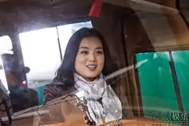 白雪客串校车戏份杀青开车剧照曝光