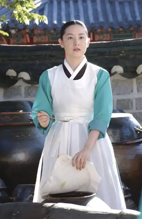 48岁李英爱再复出嫁入豪门就息影的她如今怎么样了
