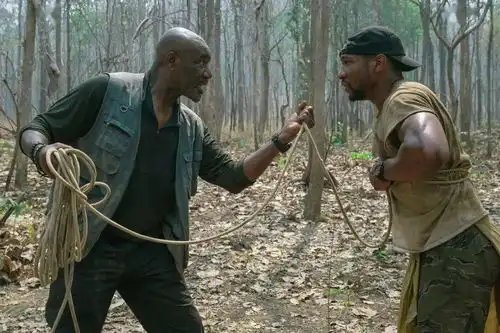 绿皮书得奖他愤而离席,于是自己拍了个新片