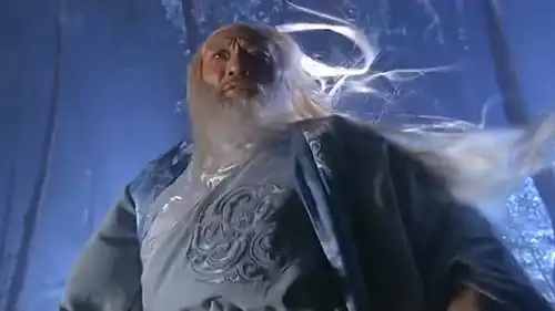 李莫愁追杀俩姐妹,却被神秘人袭击受伤,没想到竟然是东邪降临了