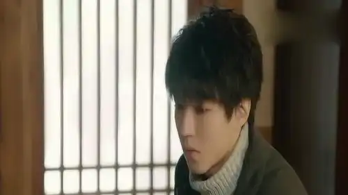 天坑鹰猎金镯上的文字破解,也是陆国华不让王俊凯下天坑的原因
