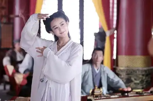 她在模仿赵丽颖
