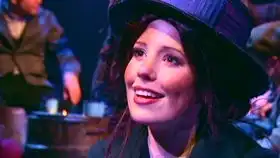 百老汇音乐剧窈窕淑女2018复排版主演laurenambrose访谈
