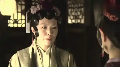 新版红楼梦夏金桂居心叵测,不喜欢香菱却要她回自己屋里