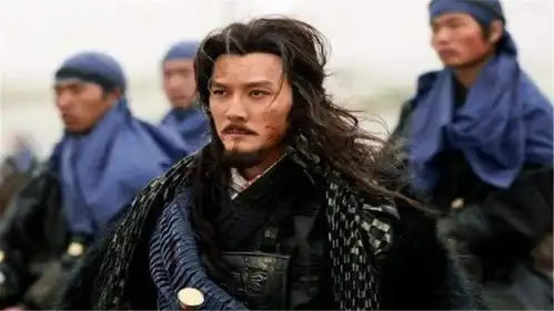 项羽推翻暴秦执掌天下,为何不留在咸阳,而是要定都彭城
