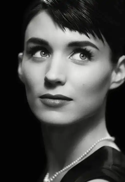 从雪里走出来的旧美人,可太迷人了