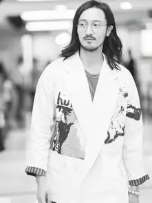 王传君拒绝拍爱情公寓电影关谷神奇演成傻子,都是广告植入