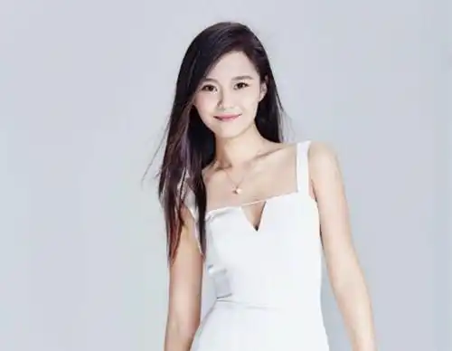 急诊科医生岳以恩王珞丹江珊一个比一个性感开放