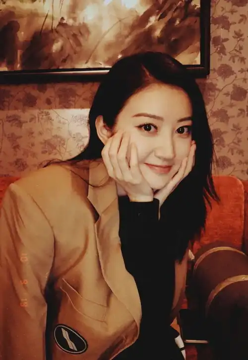 今天一定要给司藤的化妆师加鸡腿景甜美出屏幕了