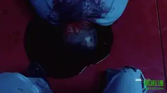 绝命毒师老白也穿红色匡威
