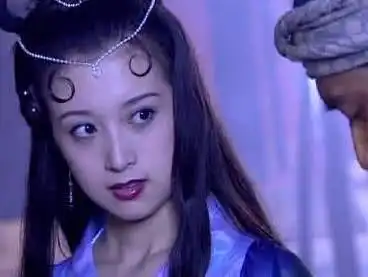 女星低调嫁入豪门,怀孕期间仍坚持拍戏,经济独立不靠别人