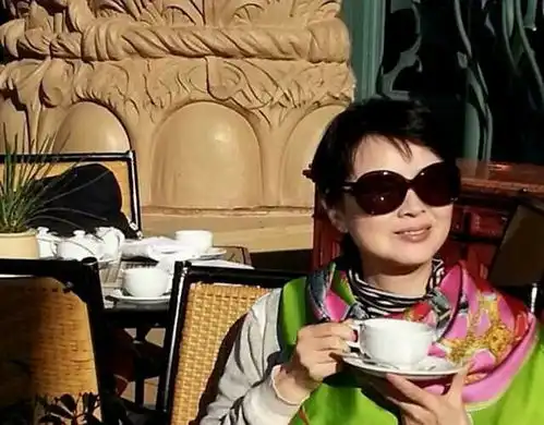 还记得87版红楼梦赵姨娘吗
