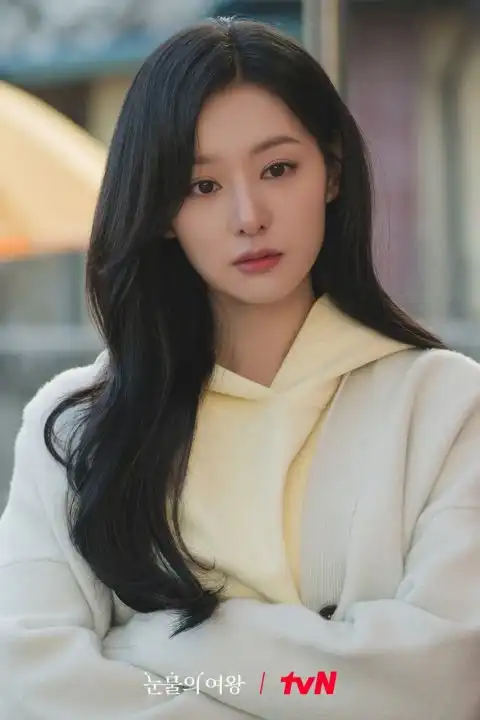 泪之女王金智媛以法人名义购买在江南63亿的建筑物经纪公司回应很难确认
