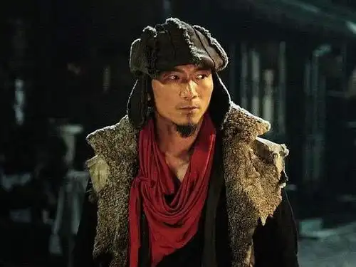 和李连杰合作7次没名字,周星驰让他一炮而红,他却后悔出演