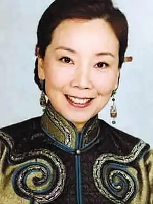 陈宝国隐藏多年的妻子,原来也是著名老戏骨,出道44年从不传绯闻