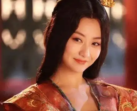 还记得神话中的玉漱吗看到她在健身房的造型,网友夺妻之恨不共戴天
