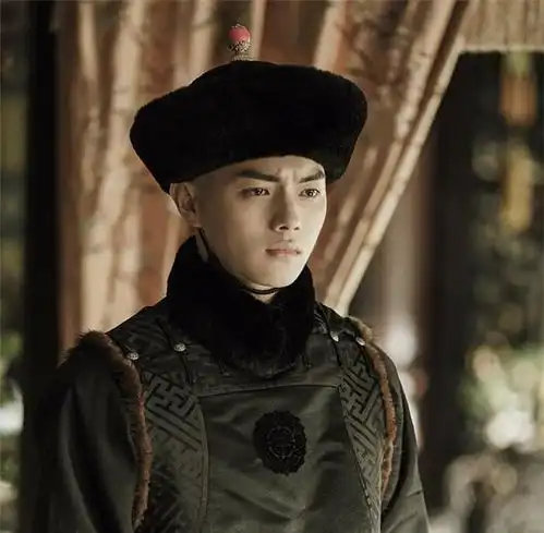 从臣戴王不戴到价值200两,清代花翎如何沦落成商品