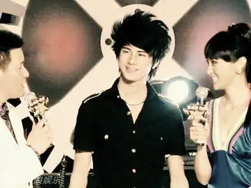 加油好男儿今昔对比马天宇李易峰借古剑奇谭人气爆棚
