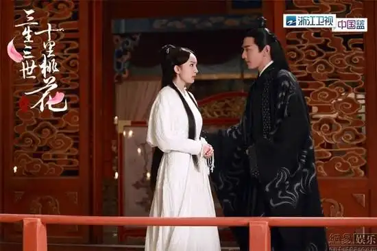 三生三世十里桃花素锦腹黑杨幂双眼被挖素素跳下诛仙台变回白浅在哪一集