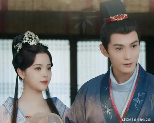 仅播1天就飙升榜第一,檀健次令观众成功入坑,这次,杜淳不简单
