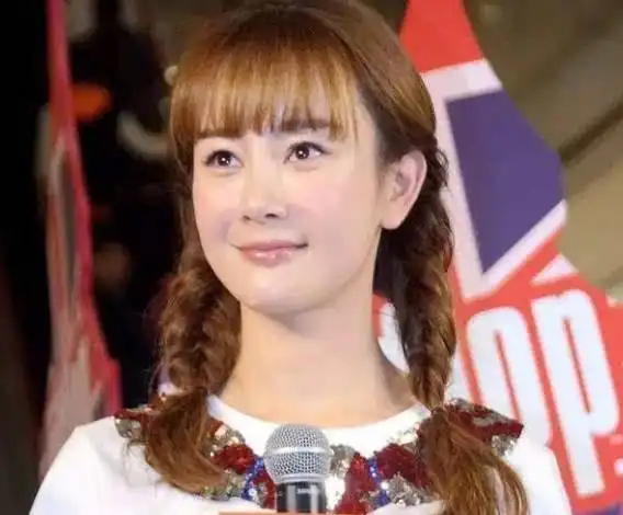 夏家三千金夏真真整容7年,出轨当小三,假体鼻吓呆于正