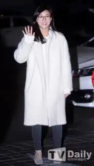 举重妖精金福珠举行终映宴真的好舍不得俊亨福珠
