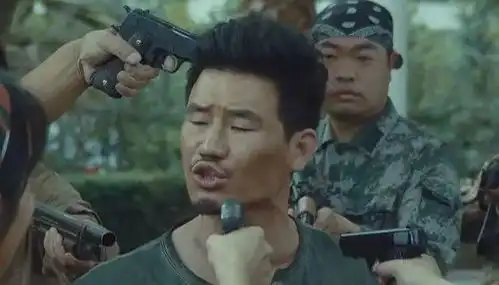 学吴京翻拍战狼2,嘎子哥花巨资却沦为笑柄,成龙一语成谶
