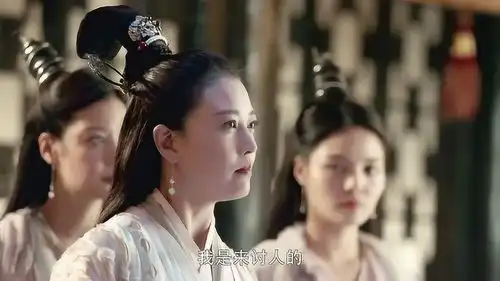 倚天屠龙记灭绝师太大怒挥动佛使出招数
